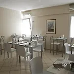 Ξενοδοχείο San