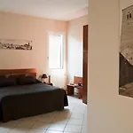San Ξενοδοχείο 3*
