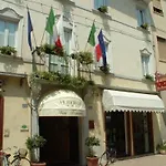 San Ξενοδοχείο 3*