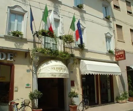 San Hotel 3*