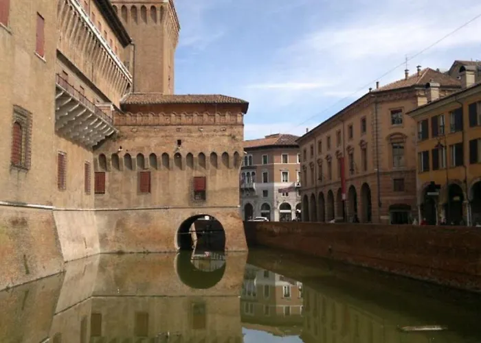 San Ξενοδοχείο Φεράρα